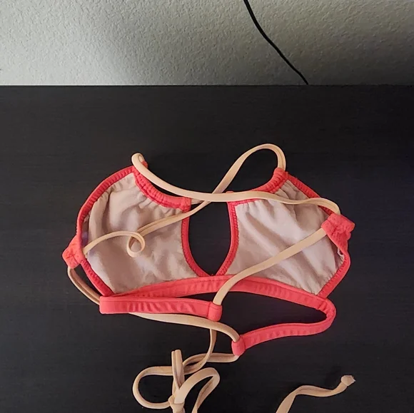 NSA Bikini Red & Gold S/M - Picture 3 of 5